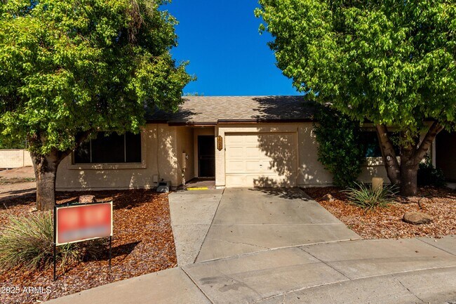 property at 16021 S Spartan St