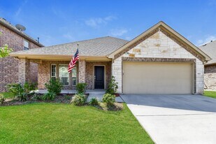 657 Bassett Hall Rd in Royse City, TX - Building Photo