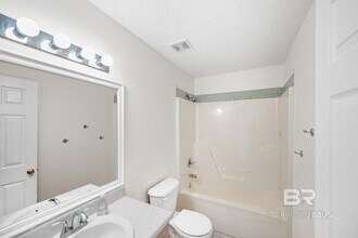 8197 Edgewood Dr in Daphne, AL - Building Photo - Building Photo