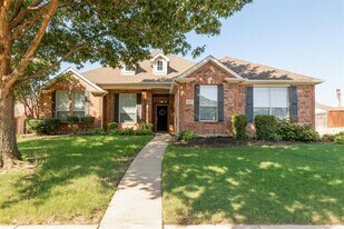 1817 Clear Summit Ln in Mansfield, TX - Building Photo