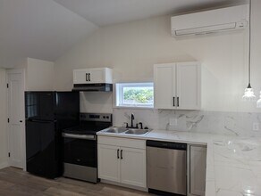 22 Renos Blf, Unit A in West Bath, ME - Building Photo - Building Photo