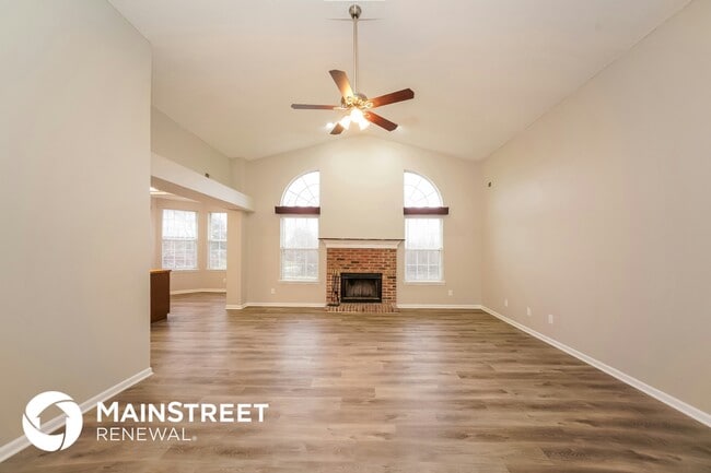 4834 Countrybrook Ct in Indianapolis, IN - Building Photo - Building Photo