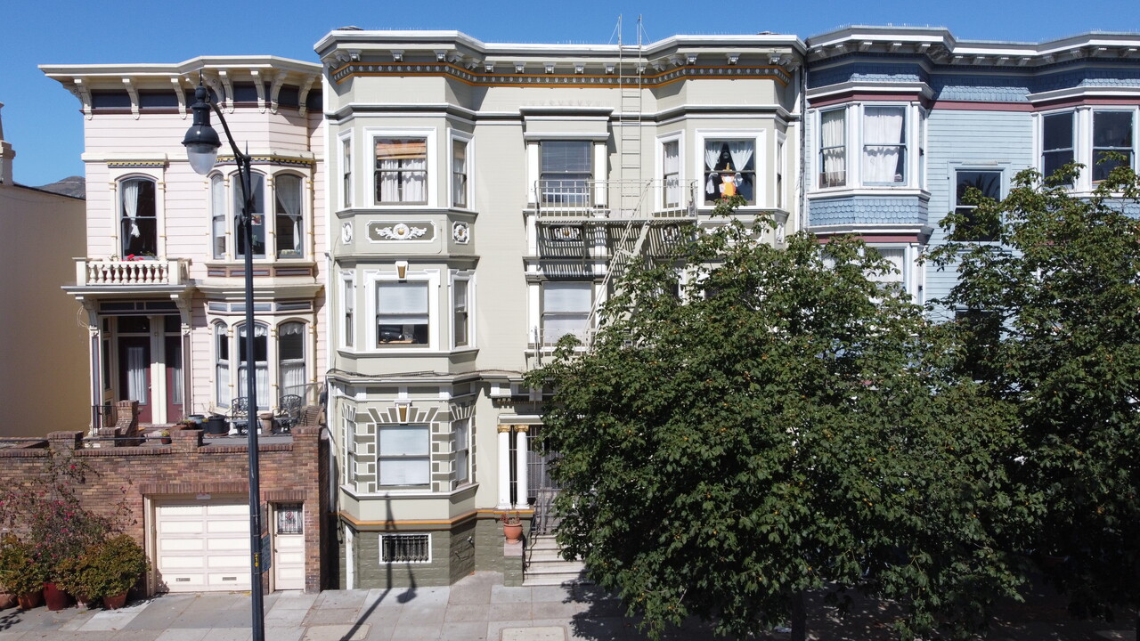 378-384 Dolores St in San Francisco, CA - Building Photo