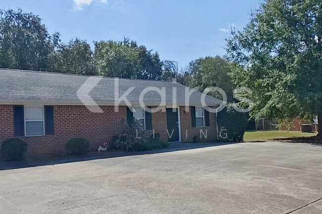 180 Deer Pkwy in Athens, GA - Building Photo - Building Photo