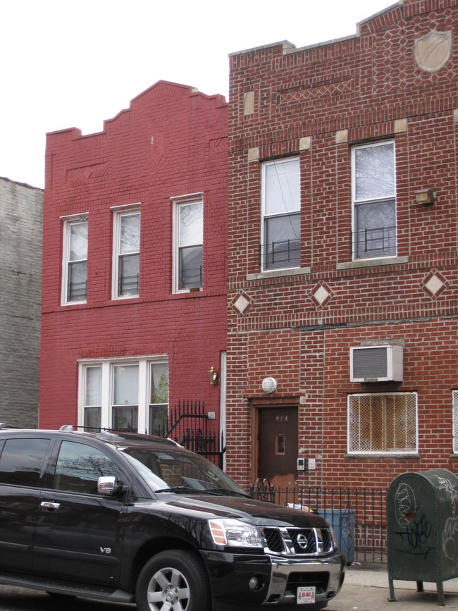 284 Grafton St in Brooklyn, NY - Building Photo - Building Photo