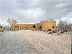 100 Tierra Encantada in Corrales, NM - Building Photo