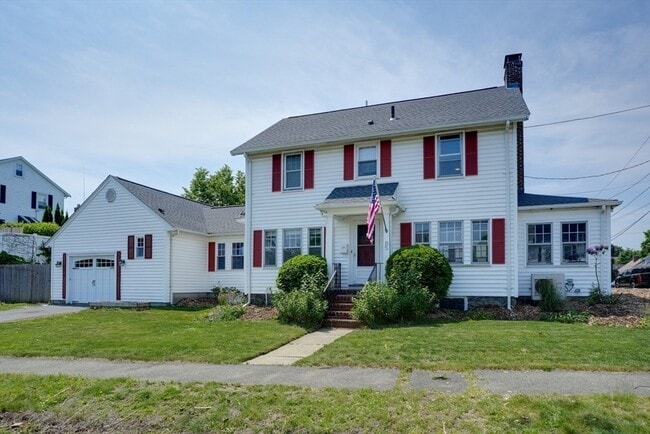 85 Roosevelt Rd in Medford, MA - Building Photo - Building Photo