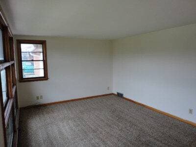 1289 N Chapel St in Louisville, OH - Building Photo - Building Photo