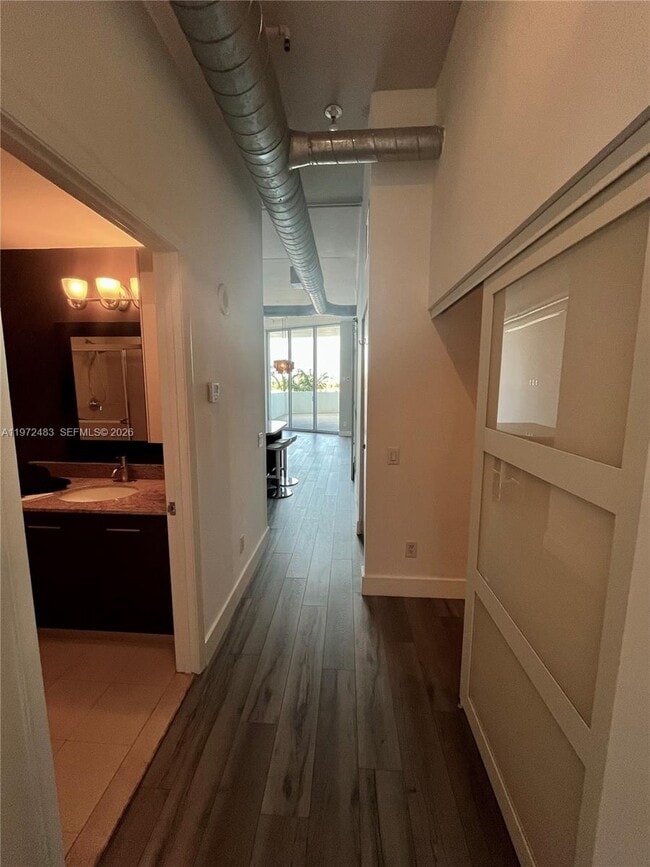 3029 NE 188th St in Aventura, FL - Building Photo - Building Photo