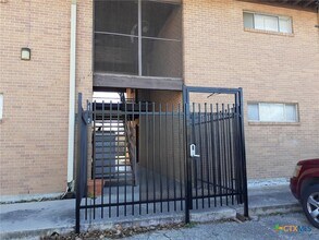 308 N 14th St in Killeen, TX - Foto de edificio - Building Photo