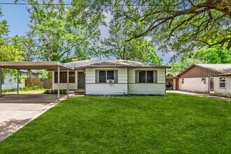 1848 Kipling St in Liberty, TX - Building Photo - Building Photo
