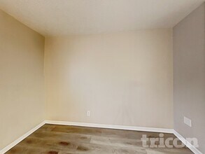 3303 Homeward Trail in Ellenwood, GA - Foto de edificio - Building Photo