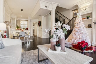 356 Santana Row, Unit 319 in San Jose, CA - Building Photo - Building Photo