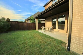 5567 Claiborne Ct in Irving, TX - Building Photo - Building Photo
