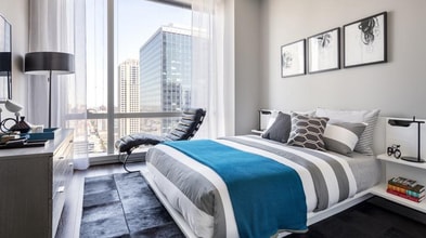 110 W Wacker Dr in Chicago, IL - Building Photo - Building Photo