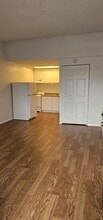 Crystal Court Apartments in Lakeland, FL - Building Photo - Building Photo