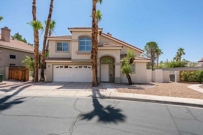 70 Magical Mystery Ln in Henderson, NV - Building Photo - Building Photo
