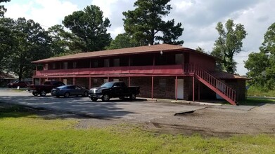 2601 N Hutchinson St in Pine Bluff, AR - Building Photo - Building Photo