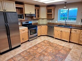 2959 W 2025 N in Clinton, UT - Building Photo