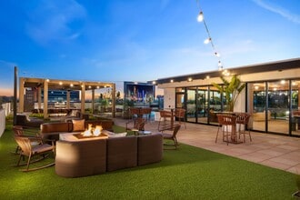 Aurum in Irvine, CA - Building Photo - Building Photo