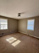 1220 E Main St in Duncan, SC - Building Photo - Building Photo