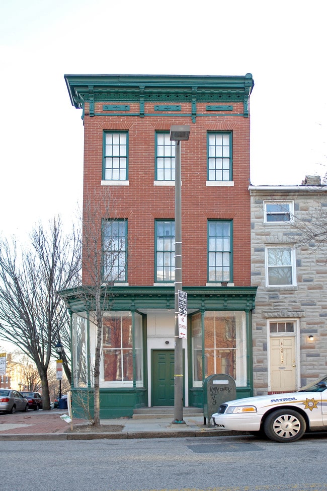 835 W Lombard St in Baltimore, MD - Building Photo - Building Photo