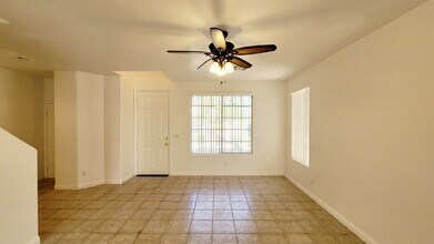 4015 Mitra Ct in Las Vegas, NV - Building Photo - Building Photo