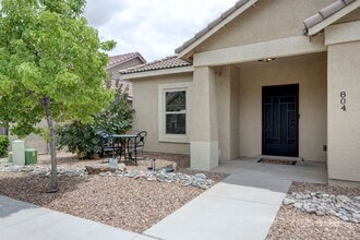 804 Palo Duro Dr in Bernalillo, NM - Building Photo - Building Photo