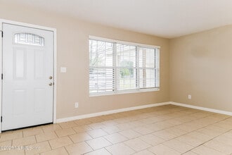 1146 Busac Ave in Jacksonville, FL - Building Photo - Building Photo