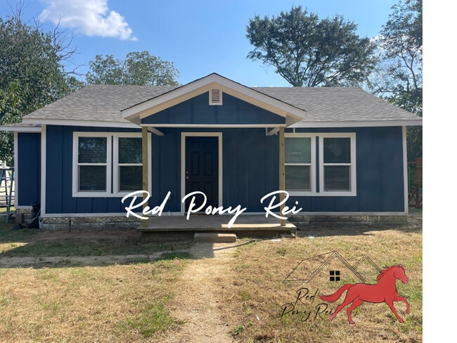 property at 399 Blackbourn St