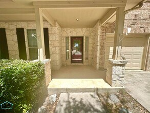 1715 Heavens Peak in San Antonio, TX - Building Photo - Building Photo