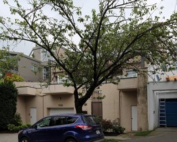 1024 W 7th Ave in Vancouver, BC - Building Photo