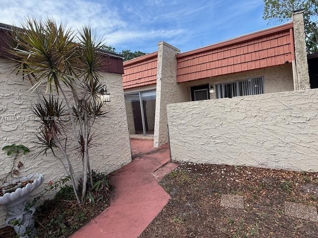9423 Oakburst Ln in Tamarac, FL - Building Photo - Building Photo