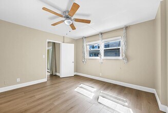 1161 Hillsboro Mile, Unit 207 in Hillsboro Beach, FL - Building Photo - Building Photo