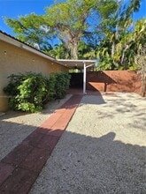 761 NW 24th Ct in Miami, FL - Building Photo - Building Photo