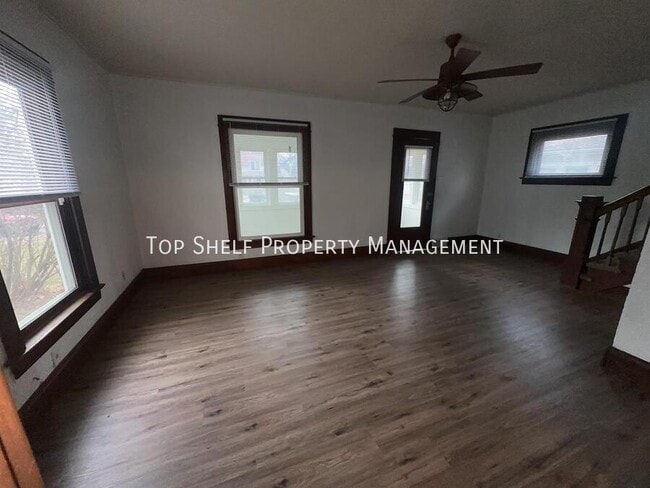 621 Oak Park Ave in Des Moines, IA - Building Photo - Building Photo