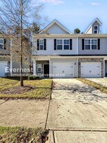 8037 Alderton Ln in Charlotte, NC - Building Photo