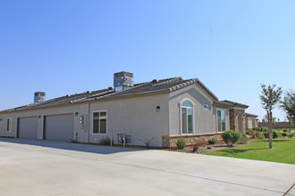 Mira Sol Gardens Rental Homes in Bakersfield, CA - Building Photo - Building Photo