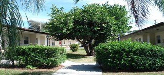824-828 S G St in Lake Worth, FL - Building Photo