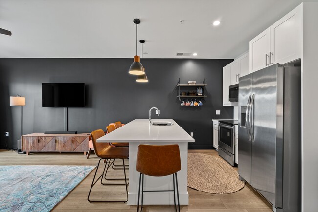68 Craven St, Unit 308 in Asheville, NC - Building Photo - Building Photo
