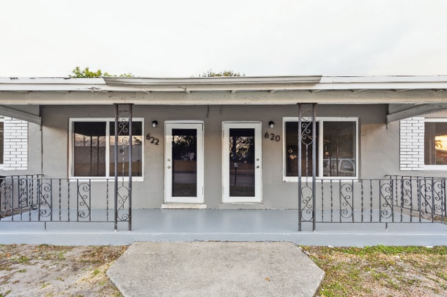 property at 622 Oriental Blvd
