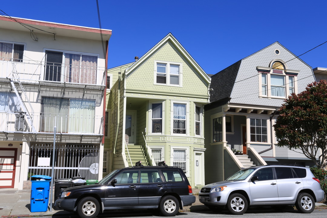 1264-1268 12th Ave in San Francisco, CA - Building Photo