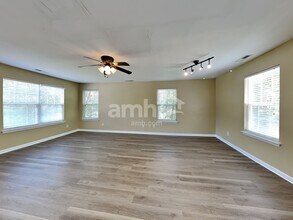 225 Chilmark Ridge Dr in Holly Springs, NC - Building Photo - Building Photo