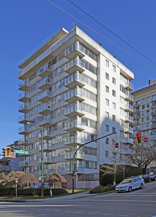 1101 Pacific in Vancouver, BC - Building Photo