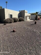 3042 E Hillery Dr in Phoenix, AZ - Building Photo - Building Photo