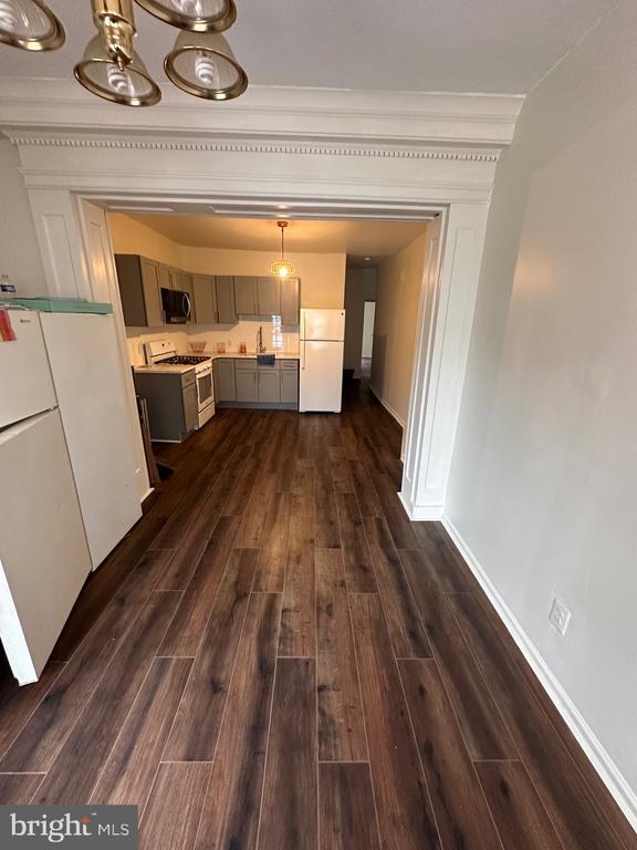 property at 5411 Arlington St