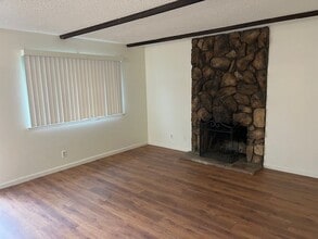 Condo: 2 Bedroom / 1 Bathroom - Citrus Heights in Citrus Heights, CA - Building Photo - Building Photo
