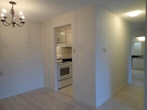 2008 Fullerton Ave in North Vancouver, BC - Building Photo - Building Photo