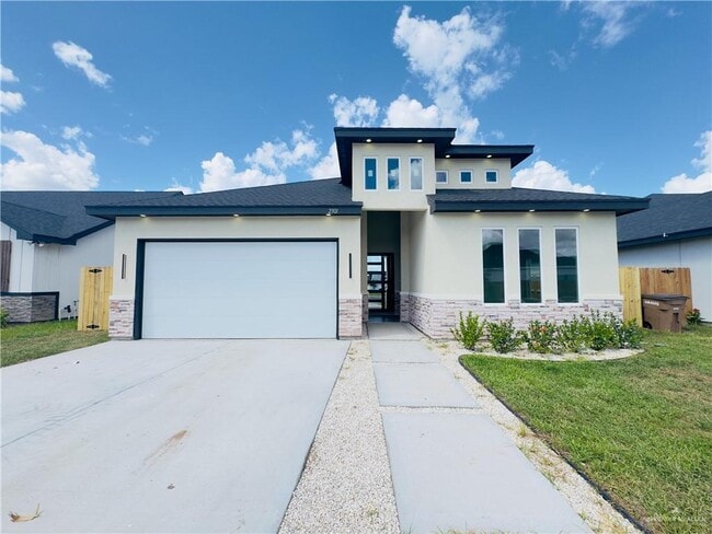 property at 39 N Woody Rd