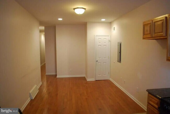 property at 827 Reed St